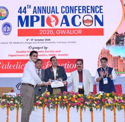 Dr. Amit Kumar Sahu receiving recognition for winning the Bronze Medal at MPIOACON 2026